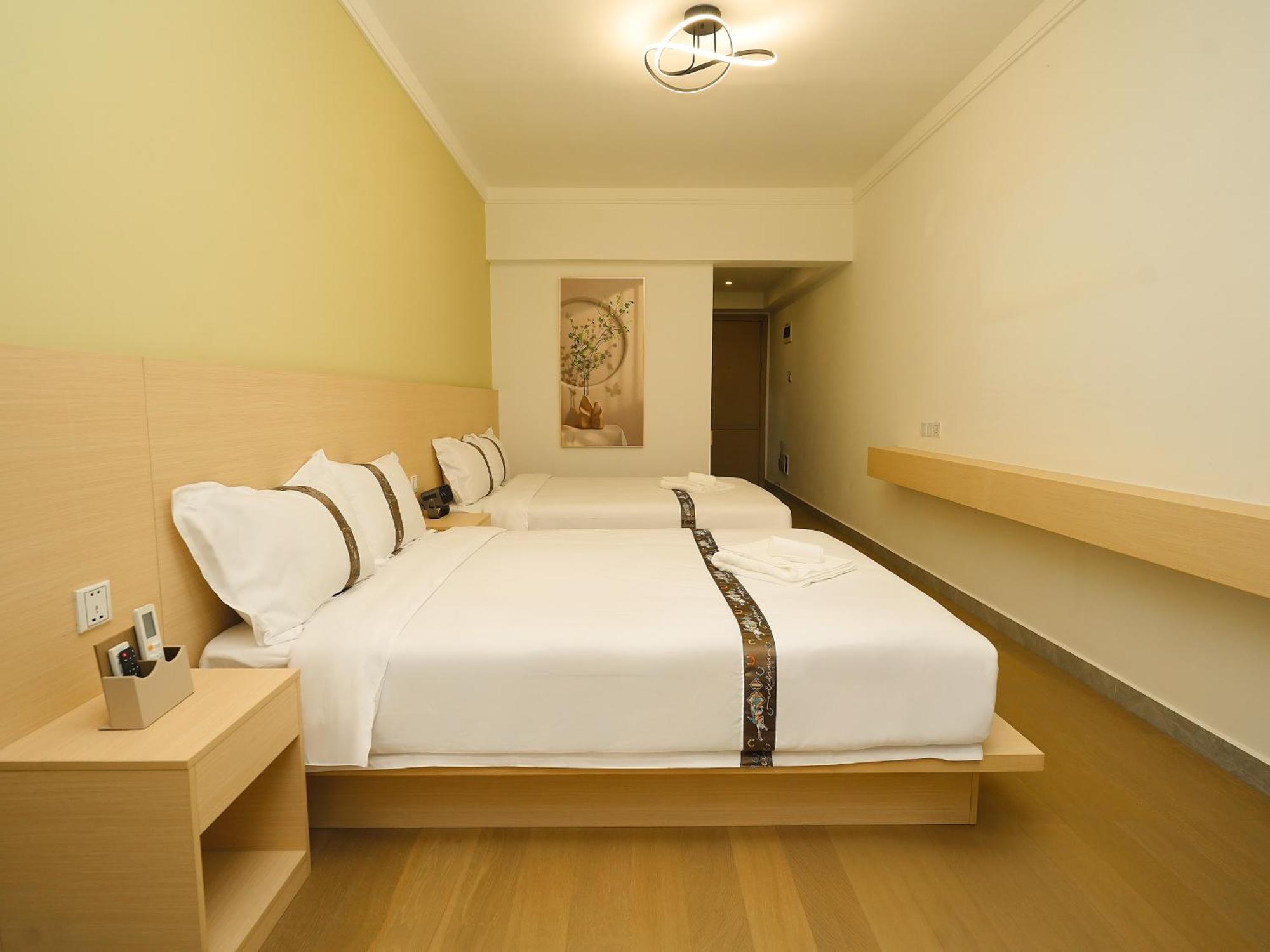X One Hotel Phnom Penh Exterior photo