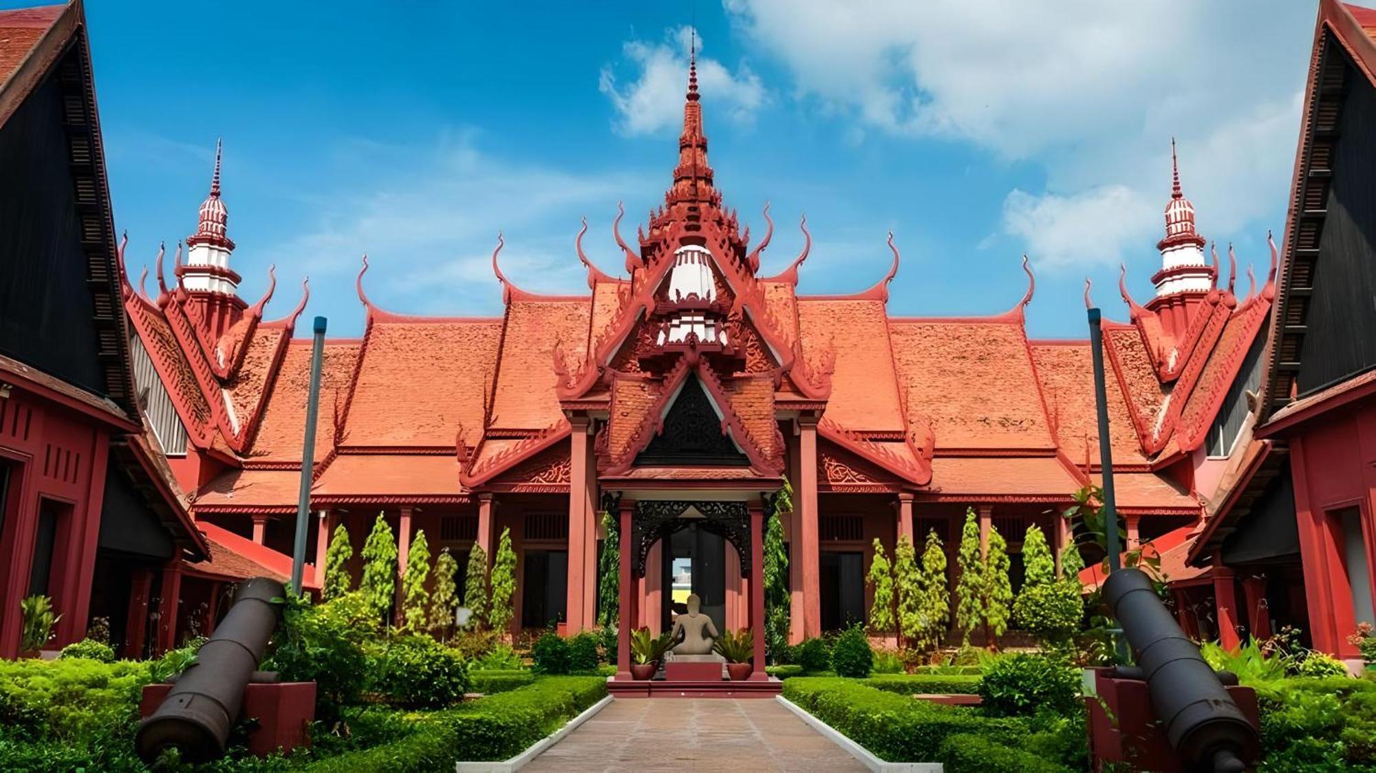 X One Hotel Phnom Penh Exterior photo